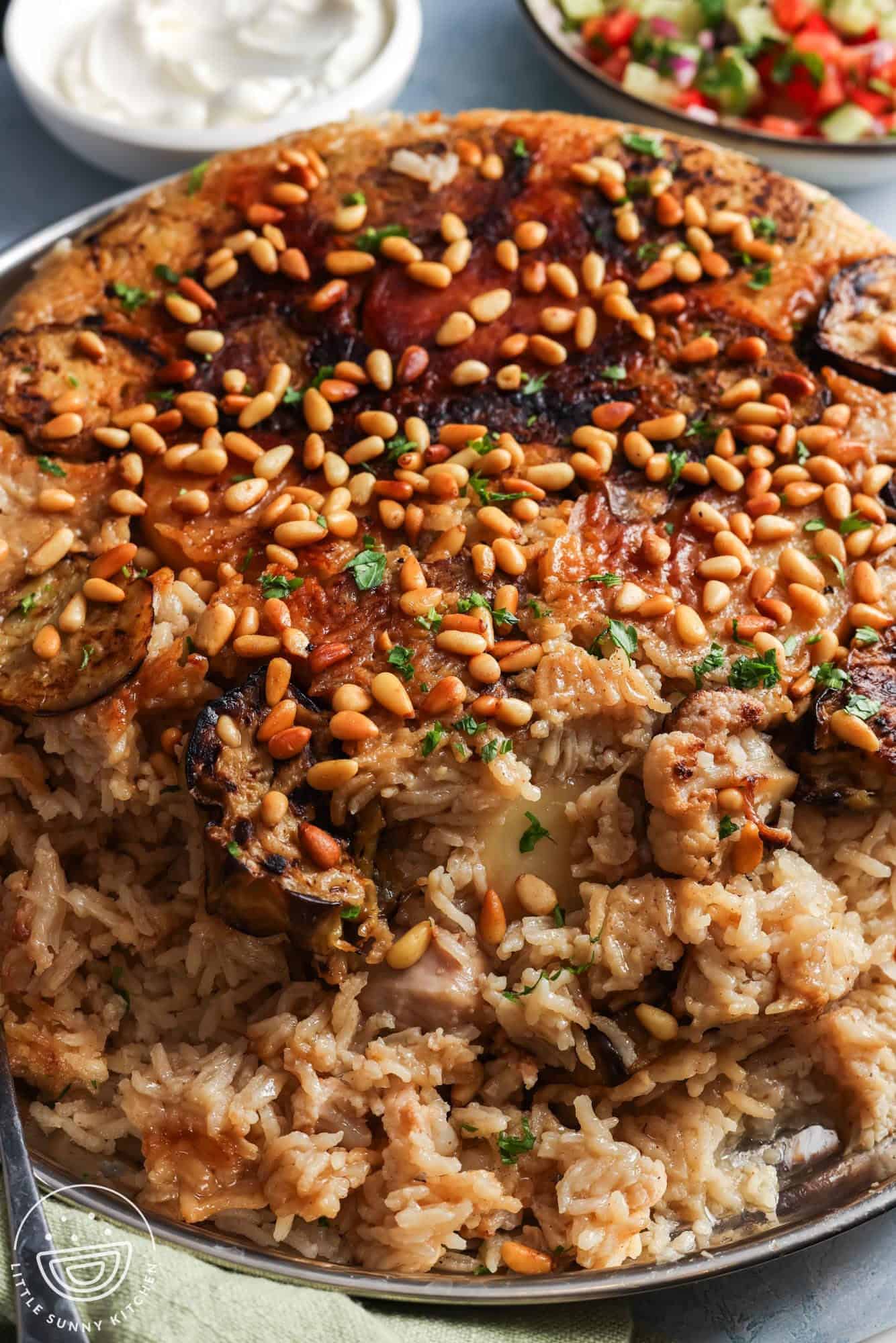 Layered Rice Dish with Chicken and Vegetables