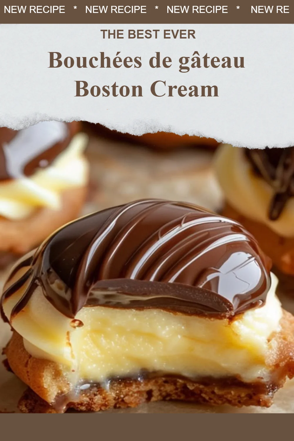 Bouchées de gâteau Boston Cream prêtes à être dégustées sur une assiette.