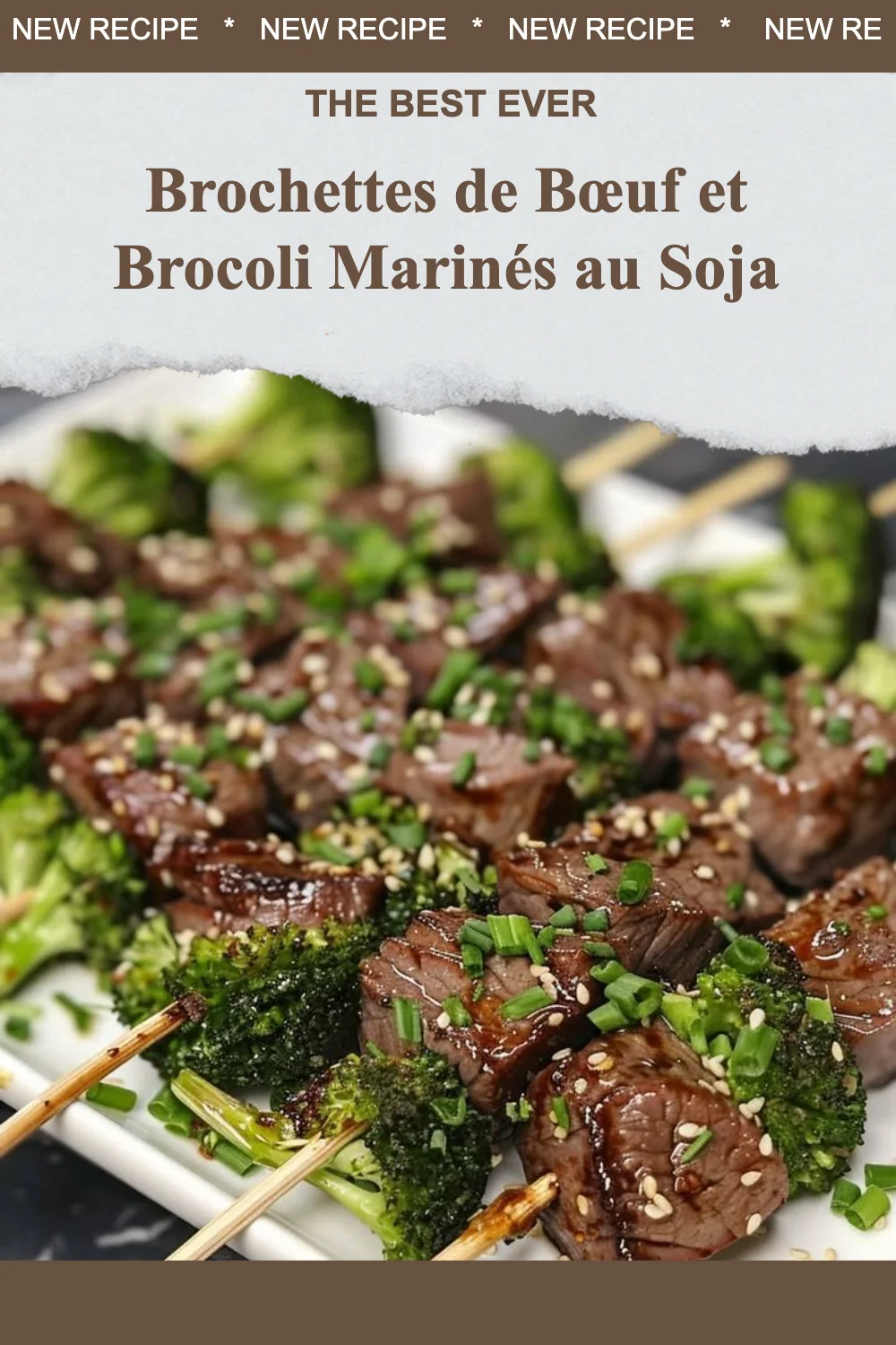 Brochettes de bœuf et brocoli marinés au soja, un plat délicieux et équilibré.