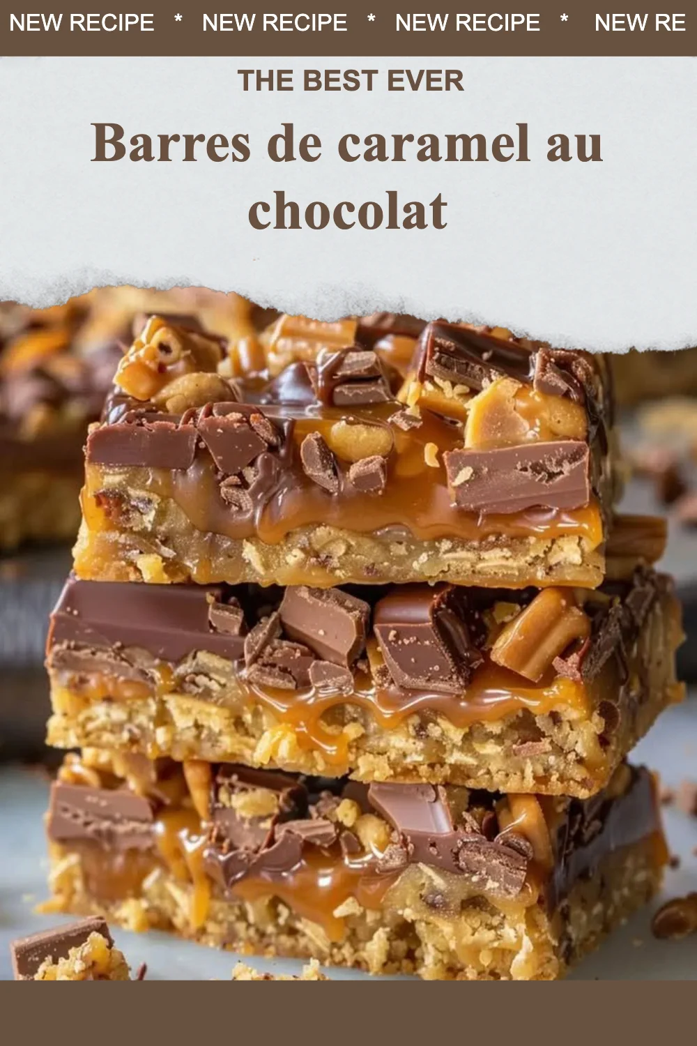 Barres de caramel au chocolat prêtes à déguster, un délice sucré irrésistible.