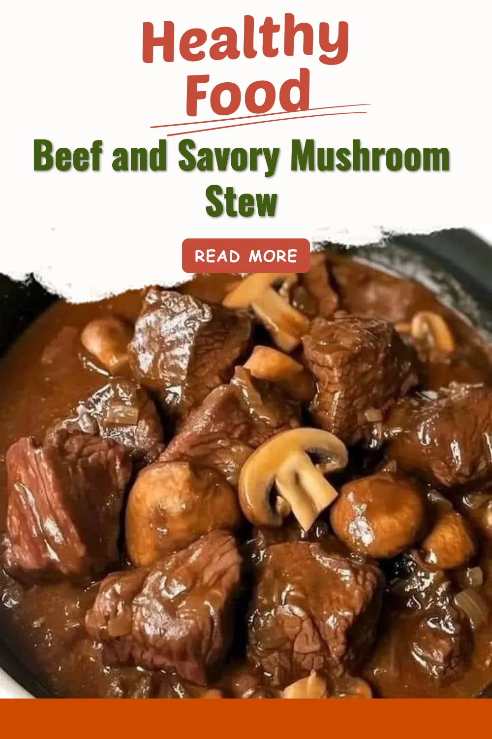 Ragoût de bœuf et champignons savoureux dans une cocotte