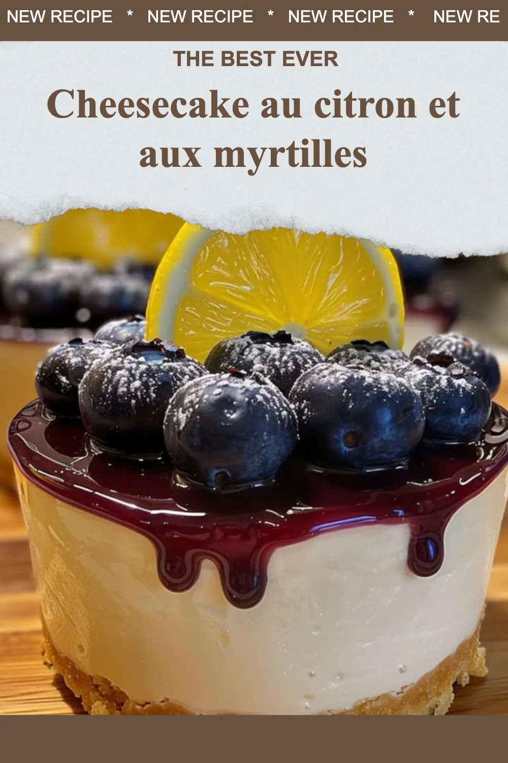 Cheesecake au citron et aux myrtilles, un dessert crémeux et fruité.