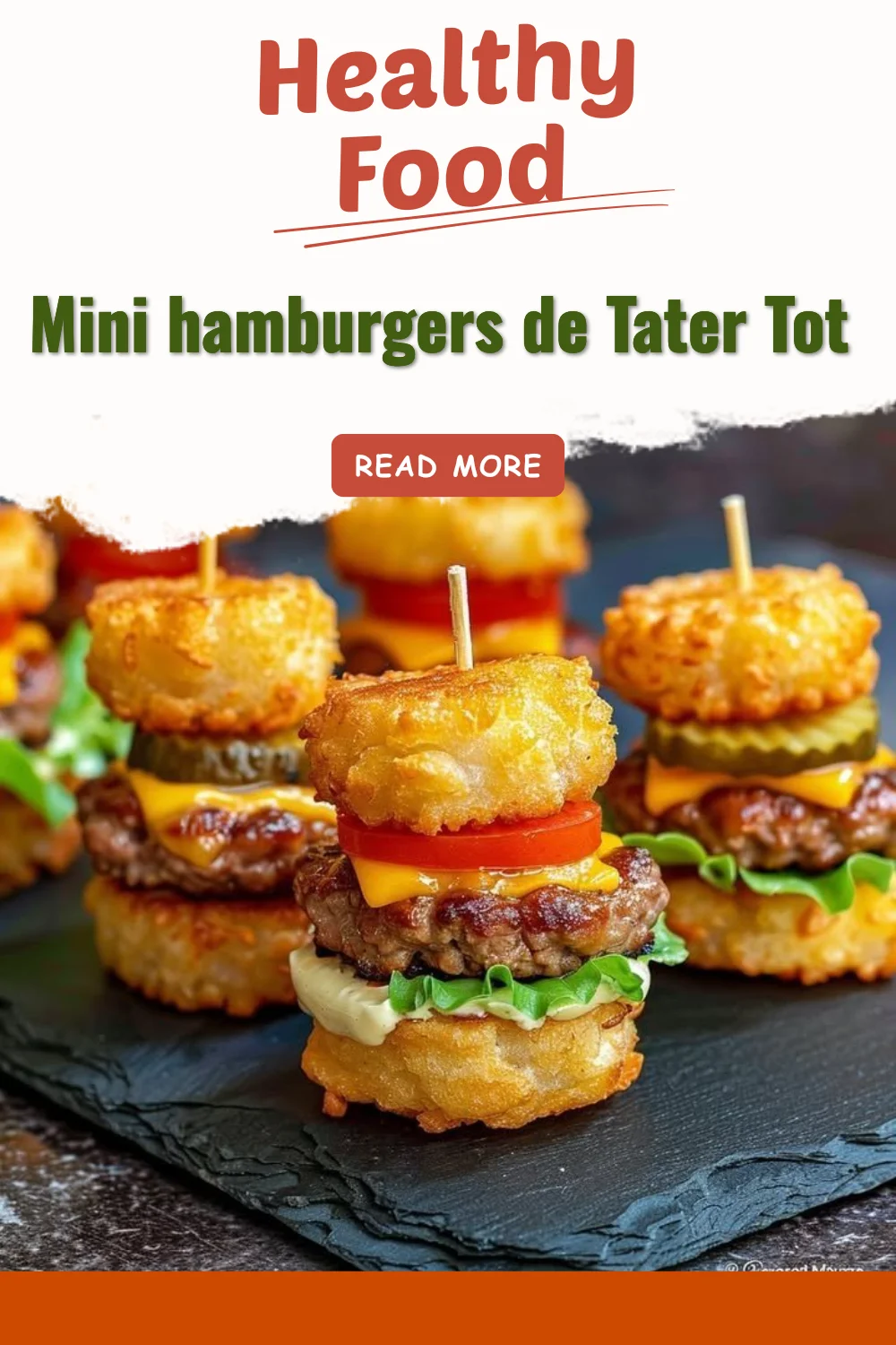 Mini hamburgers de Tater Tot croustillants et savoureux, parfaits pour un repas convivial.