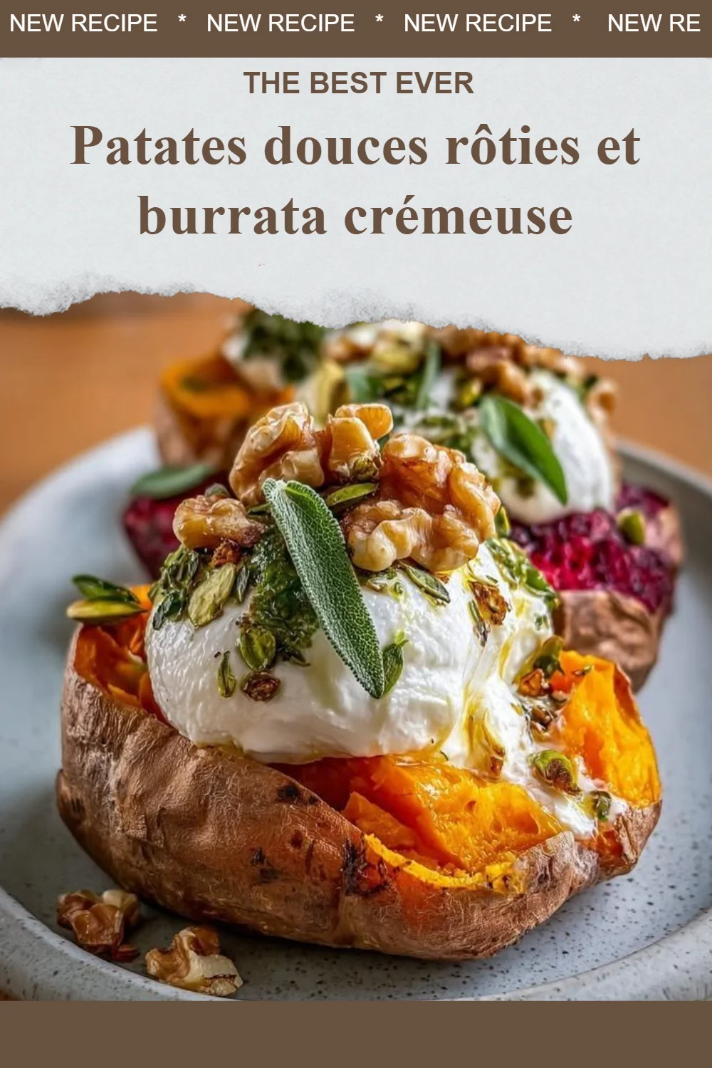 Patates douces rôties servies avec burrata crémeuse, un plat délicieux.