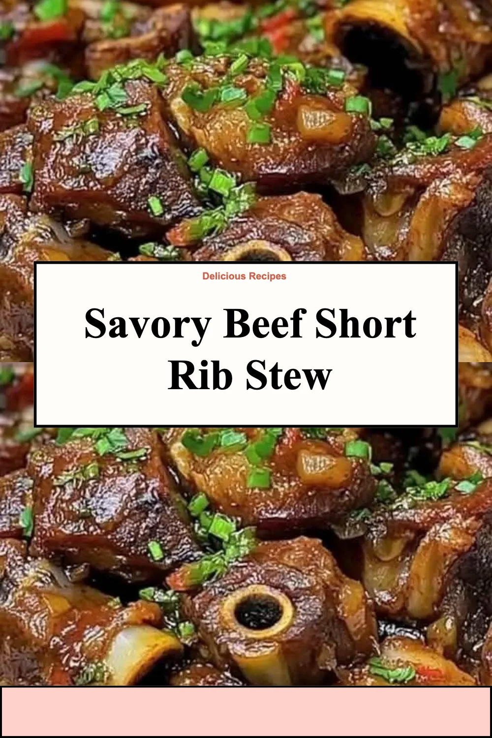 Ragoût de côtes courtes de bœuf mijoté avec des légumes et des épices.