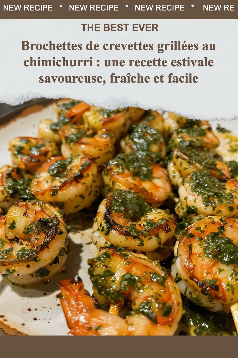 Brochettes de crevettes grillées au chimichurri avec légumes frais