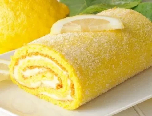 Biscuit Roulé au Citron à la Mousse de Citron