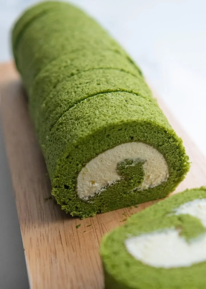 Gâteau Roulé Matcha Léger et Aéré
