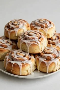 Roulés à la Cannelle Classiques - Recettes de Kira