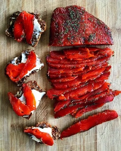 Saumon Gravlax Sauvage Simple de Colombie-Britannique — Saumon de Colombie-Britannique